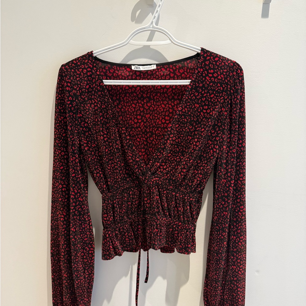 Zara Black and Red Printed Long-Sleeve V-Neck Top